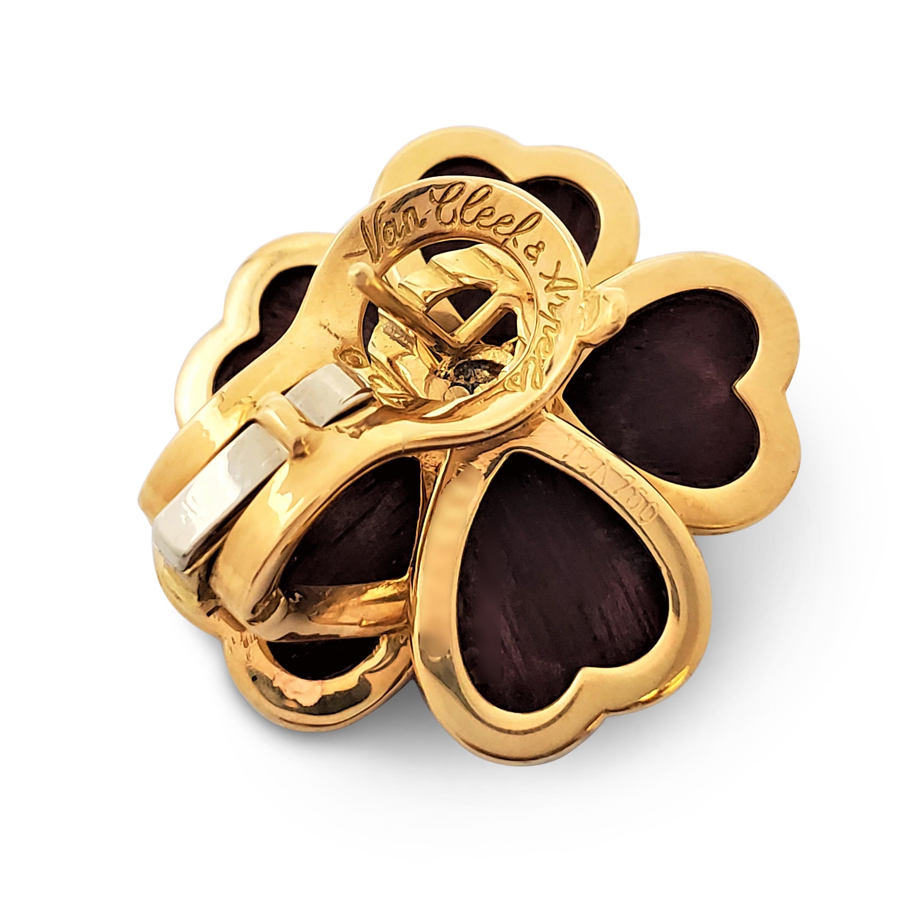 Van Cleef & Arpels Clématite Yellow Gold Bois D'amourette 'Letter Wood' Earrings In Excellent Condition In New York, NY