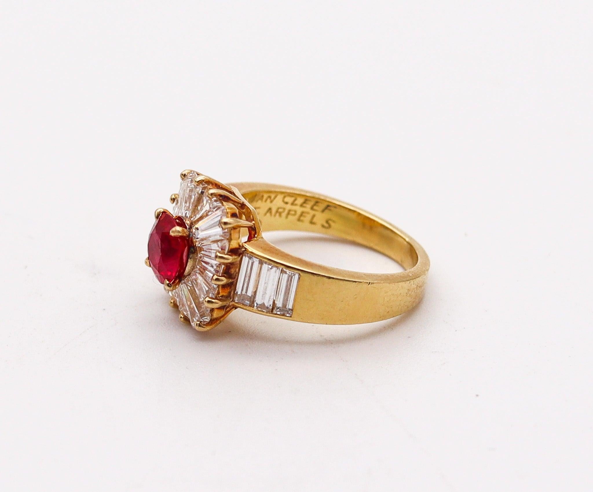Women's VAN CLEEF & ARPELS Cocktail Ring In 18Kt Gold With 3.42 Ctw Diamonds And Ruby For Sale