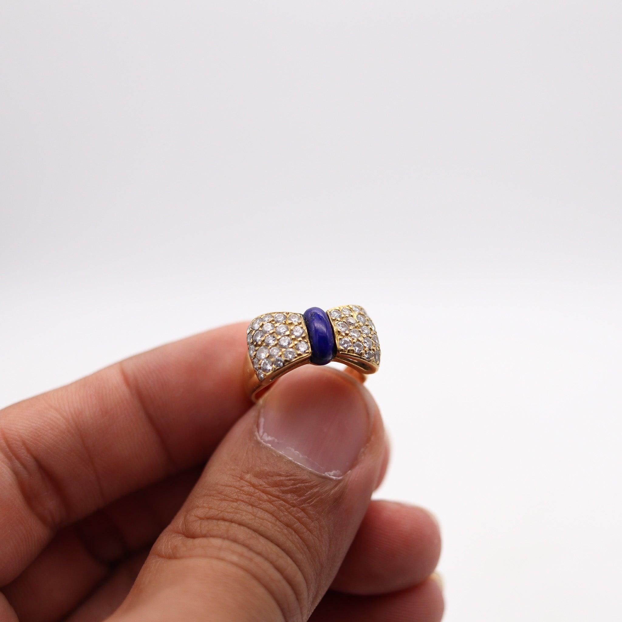 VAN CLEEF & ARPELS Cocktail Ring  In 18Kt Gold With Diamonds And Lapis For Sale 1