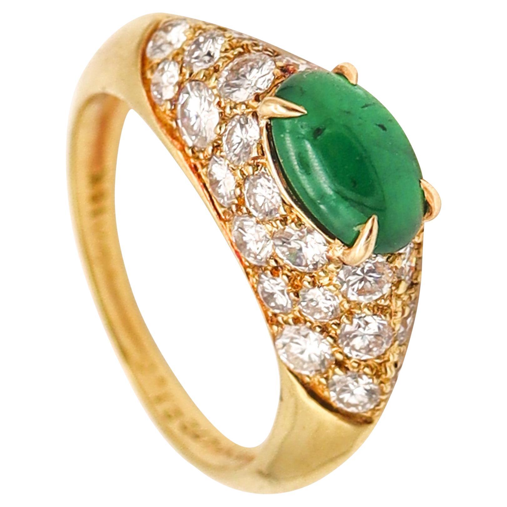 VAN CLEEF & ARPELS Cocktail Ring In 18Kt Yellow Gold 3.52 Cwt Emerald & Diamonds