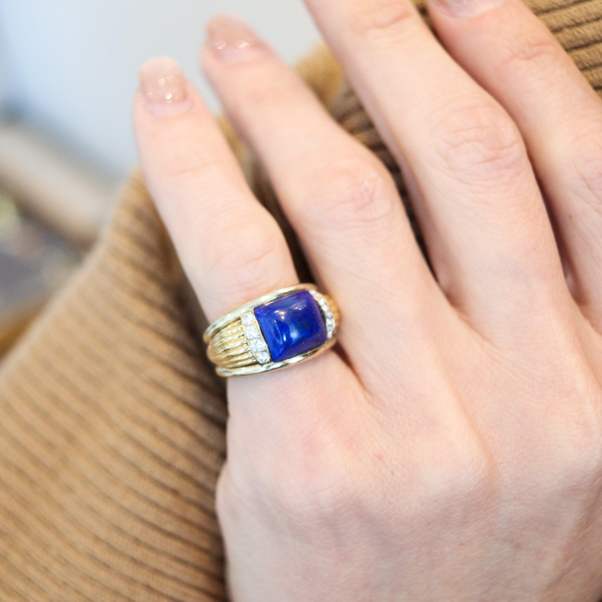 VAN CLEEF & ARPELS Anillo de Cóctel de Oro Amarillo de 18 Kt con Lapislázuli y Diamantes VS en venta 2