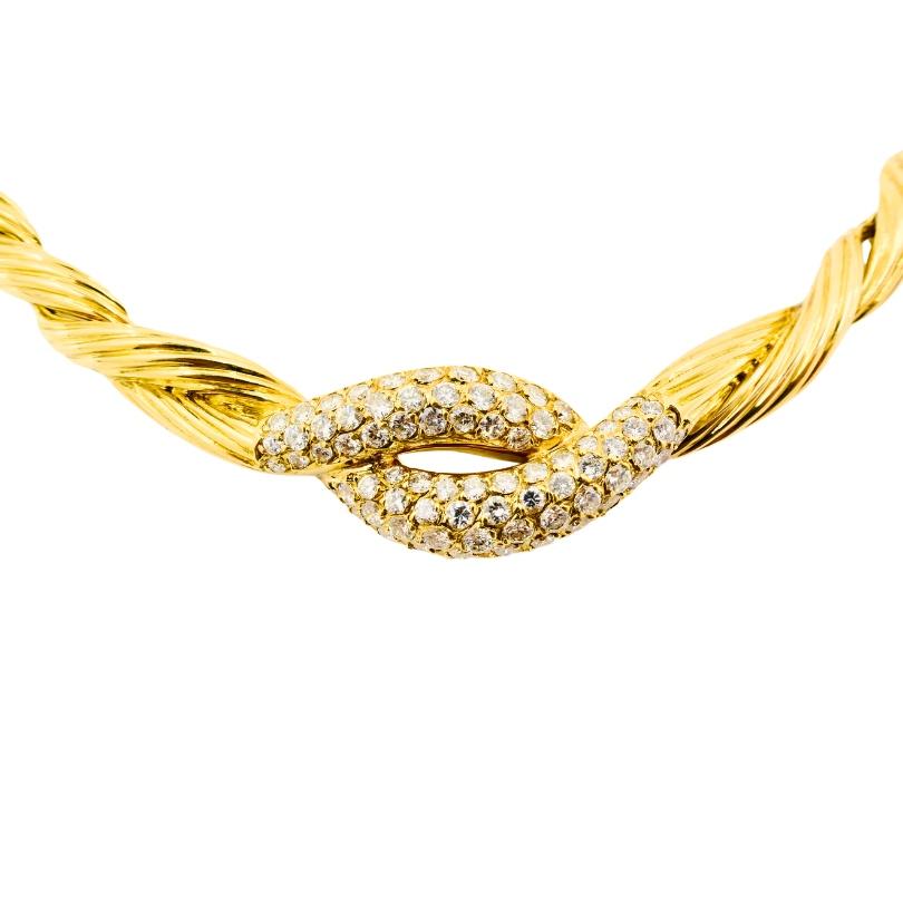 Van Cleef & Arpels Collar Necklace 18k Gold Diamond In Excellent Condition For Sale In Beverly Hills, CA