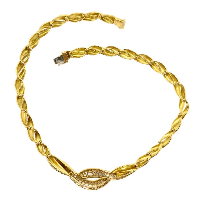 Van Cleef & Arpels Collar Necklace 18k Gold Diamond For Sale 4