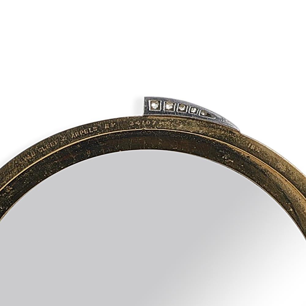 Taille ronde Van Cleef & Arpels Compact Case Collectible, 18k en vente