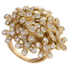 Van Cleef & Arpels Contemporary Diamond “Socrate Bouquet” Ring