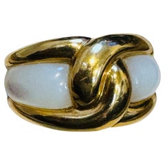 Van Cleef & Arpels Contemporary Mother of pearl “Twisted” Ring 18KY Gold Size5.5