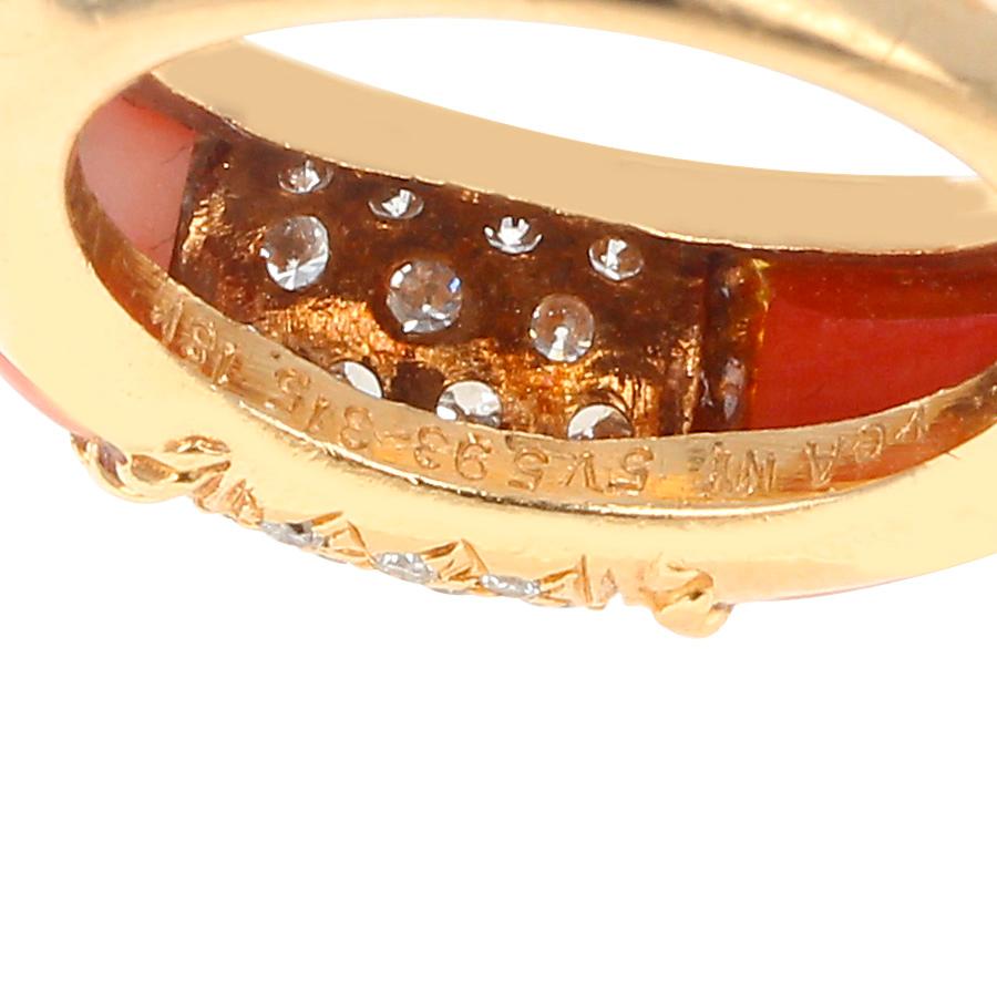 Round Cut Van Cleef & Arpels Coral and 7 Row Diamond Stacking Philippine Ring, 18K Yellow