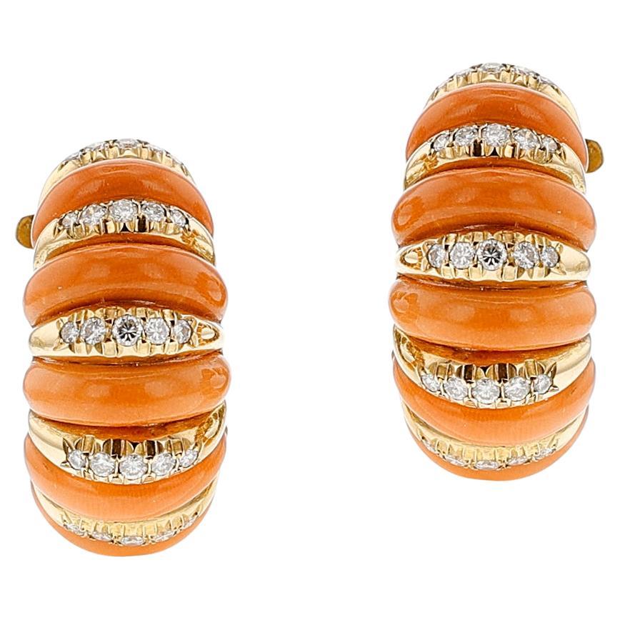How can you tell if a Van Cleef & Arpels is real?