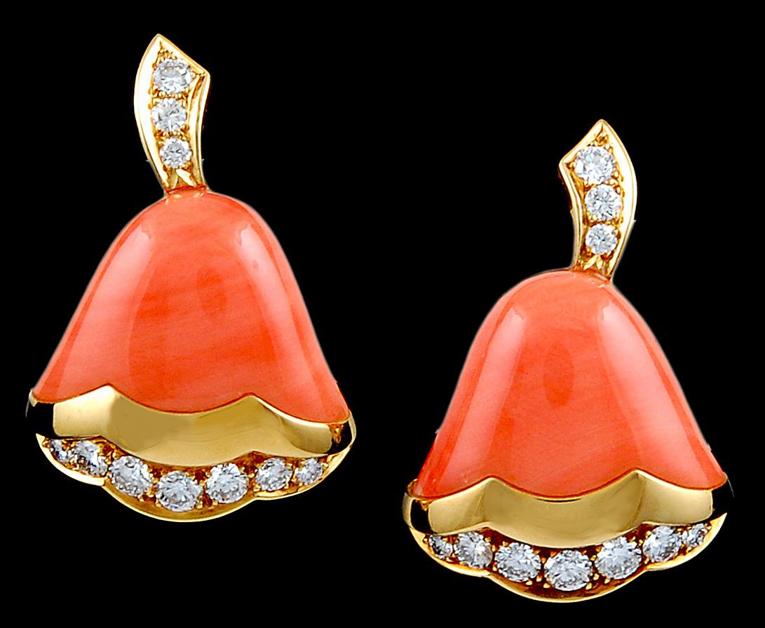 Vintage round brilliant-cut diamond and orange coral bell ear clips, mounted in 18k yellow gold, signed Van Cleef & Arpels. Circa 1980s