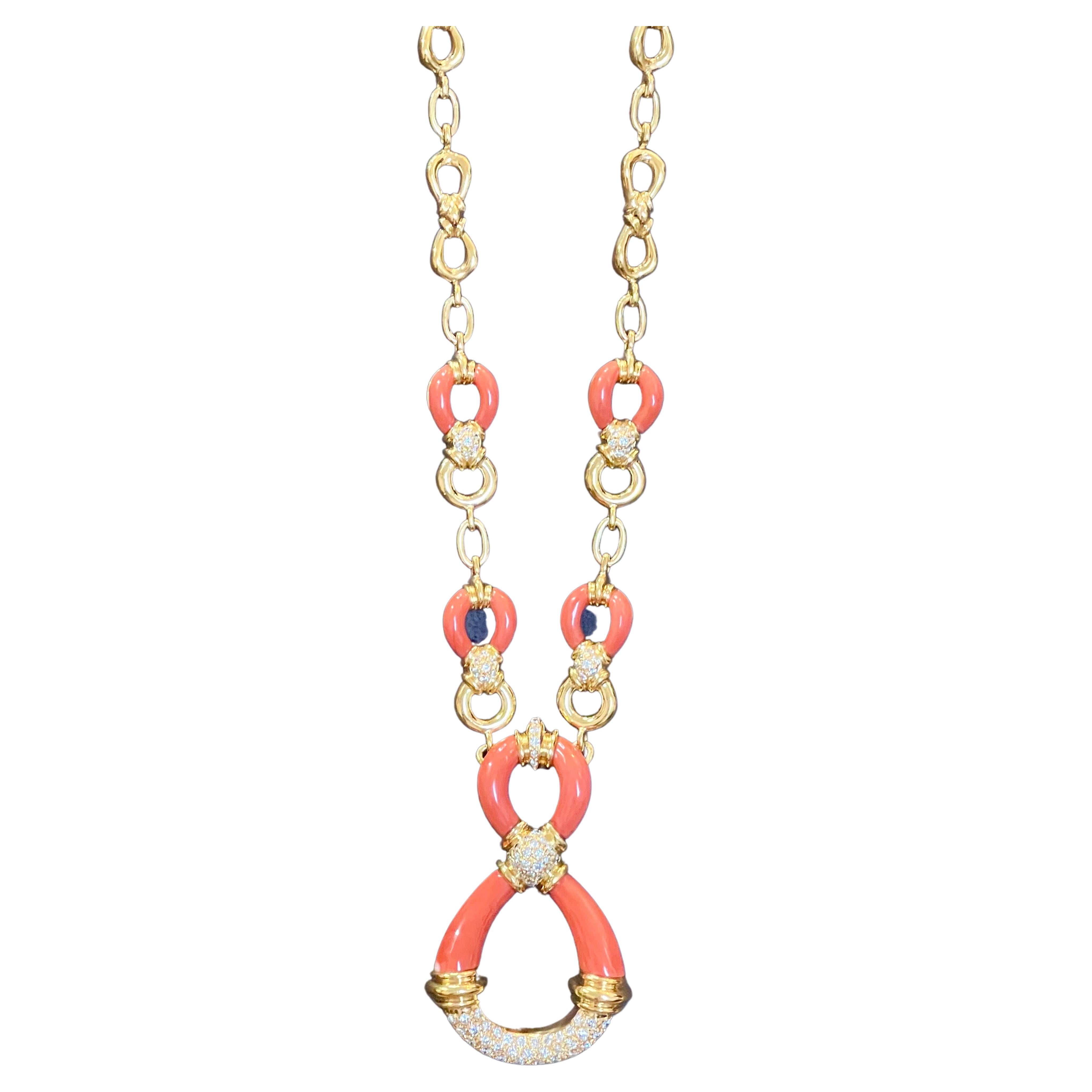 Women's Van Cleef & Arpels Coral & Diamond Necklace 92.4 Grams 18kt Yellow Gold, Estate