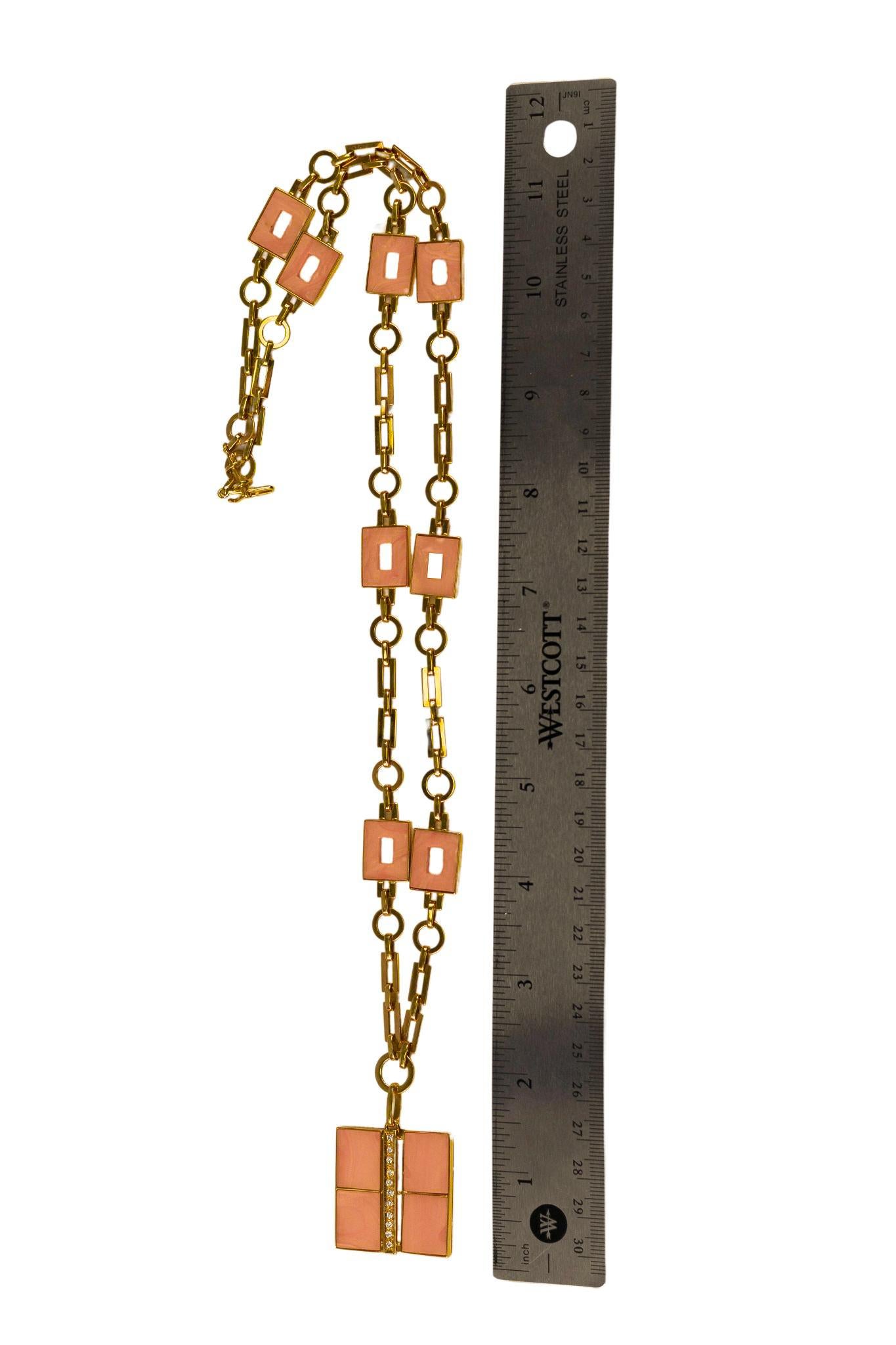 Van Cleef & Arpels Coral & Diamond Necklace In Excellent Condition For Sale In New York, NY