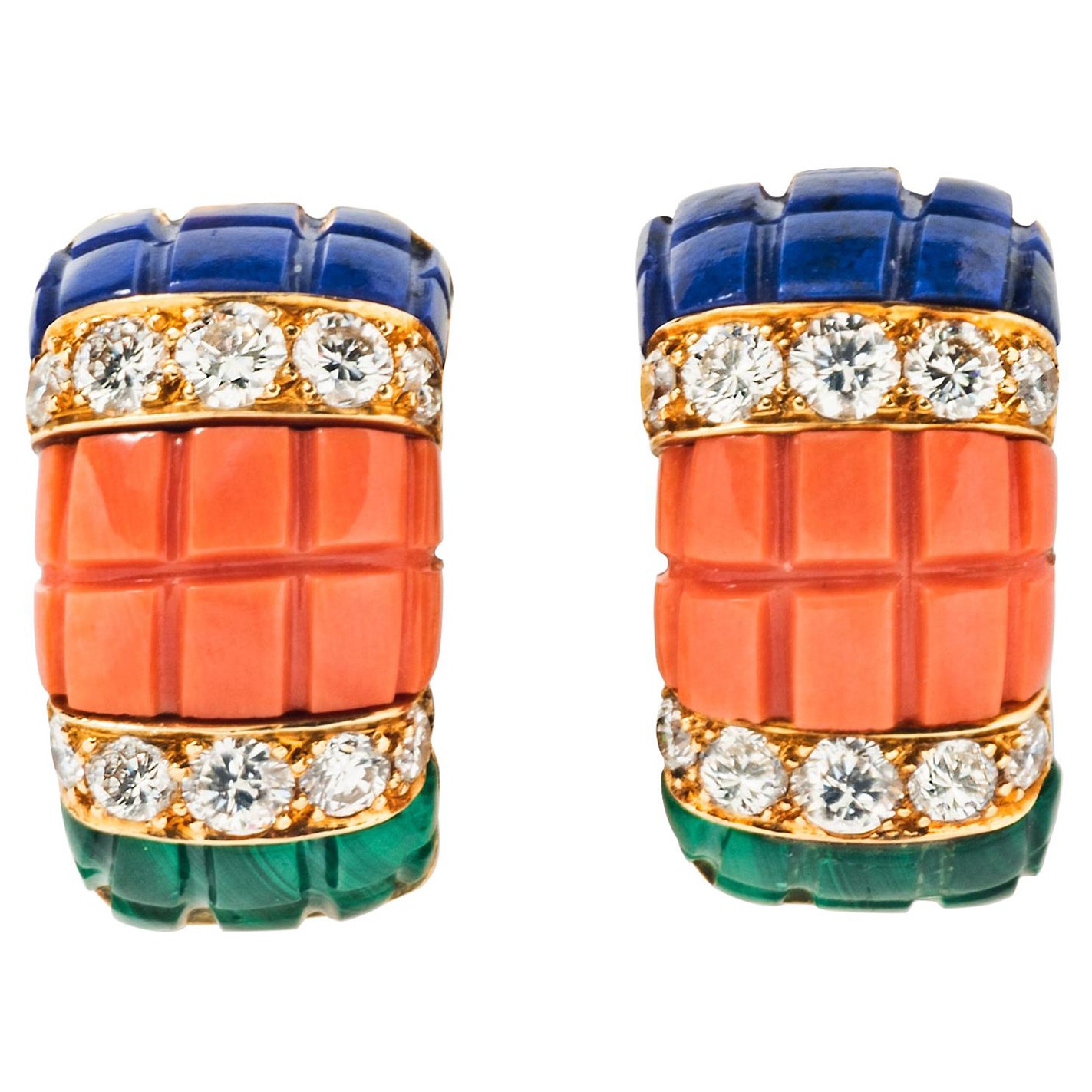 Van Cleef & Arpels Clips d'oreilles corail, malachite et lapis-lazuli en vente