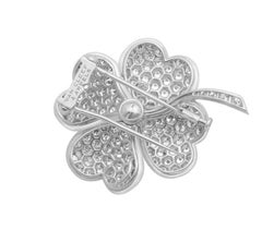 Van Cleef & Arpels Cosmos Clip Pendant/Brooches, Large Model White Gold, Diamond