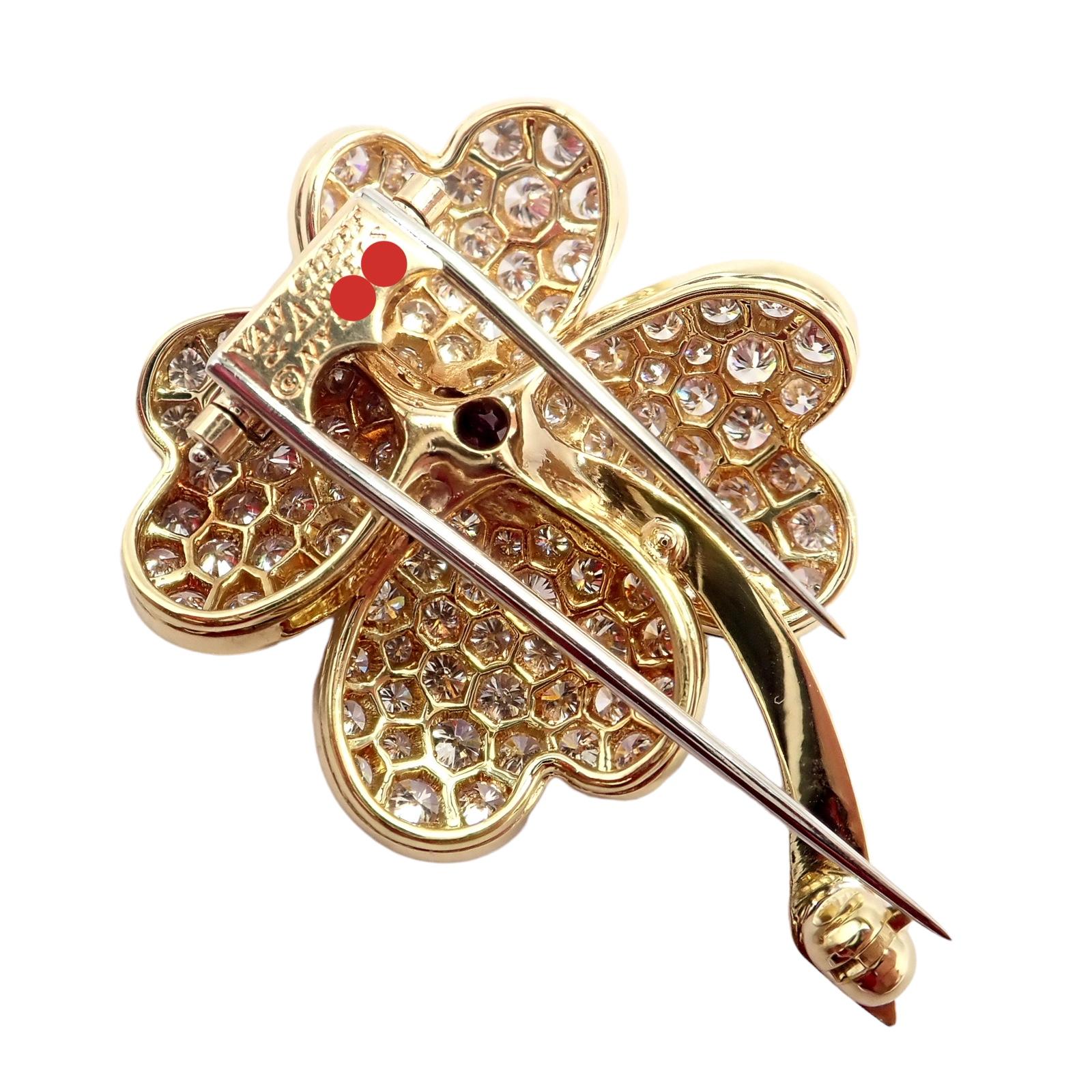 Van Cleef & Arpels Cosmos Diamond And Ruby Yellow Gold Pendant Brooch For Sale 4