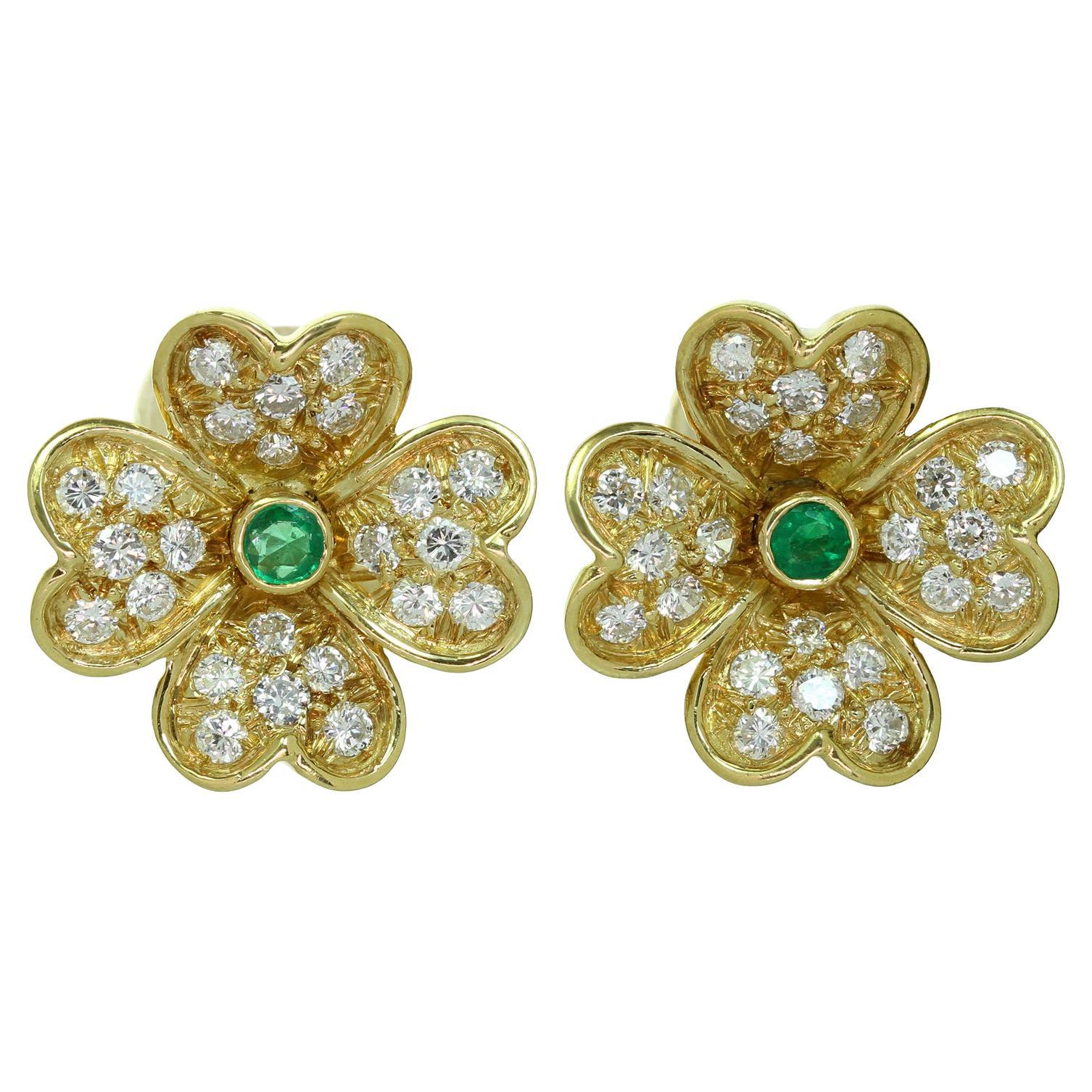 Van Cleef & Arpels Cosmos Diamond Emerald 18k Yellow Gold Small Earrings