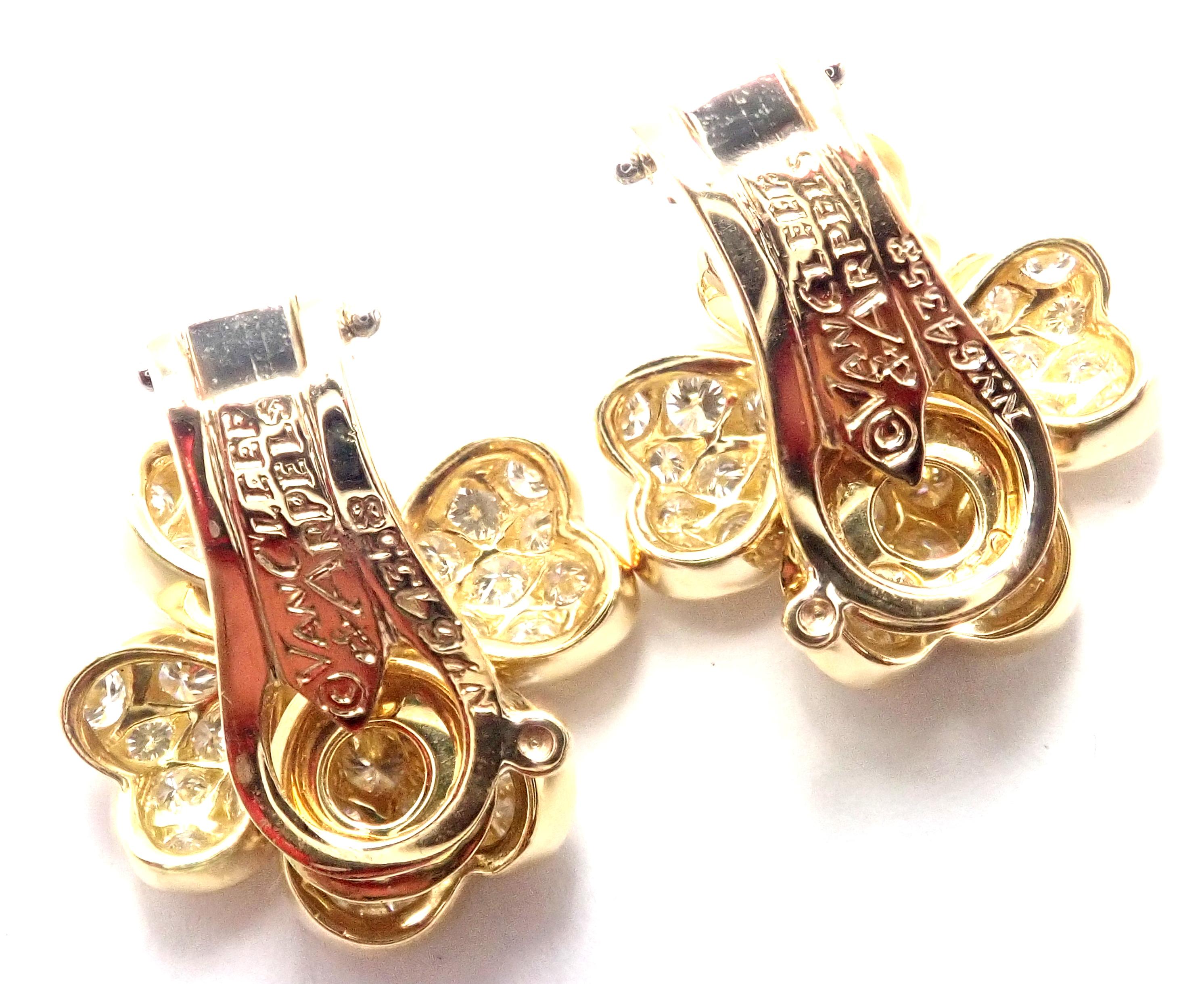 Women's or Men's Van Cleef & Arpels Cosmos Diamond Flower Yellow Gold Earrings