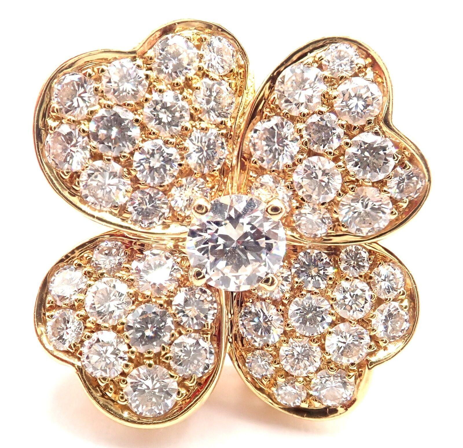 Women's or Men's Van Cleef & Arpels Cosmos Diamond Medium Model Yellow Gold Ring For Sale