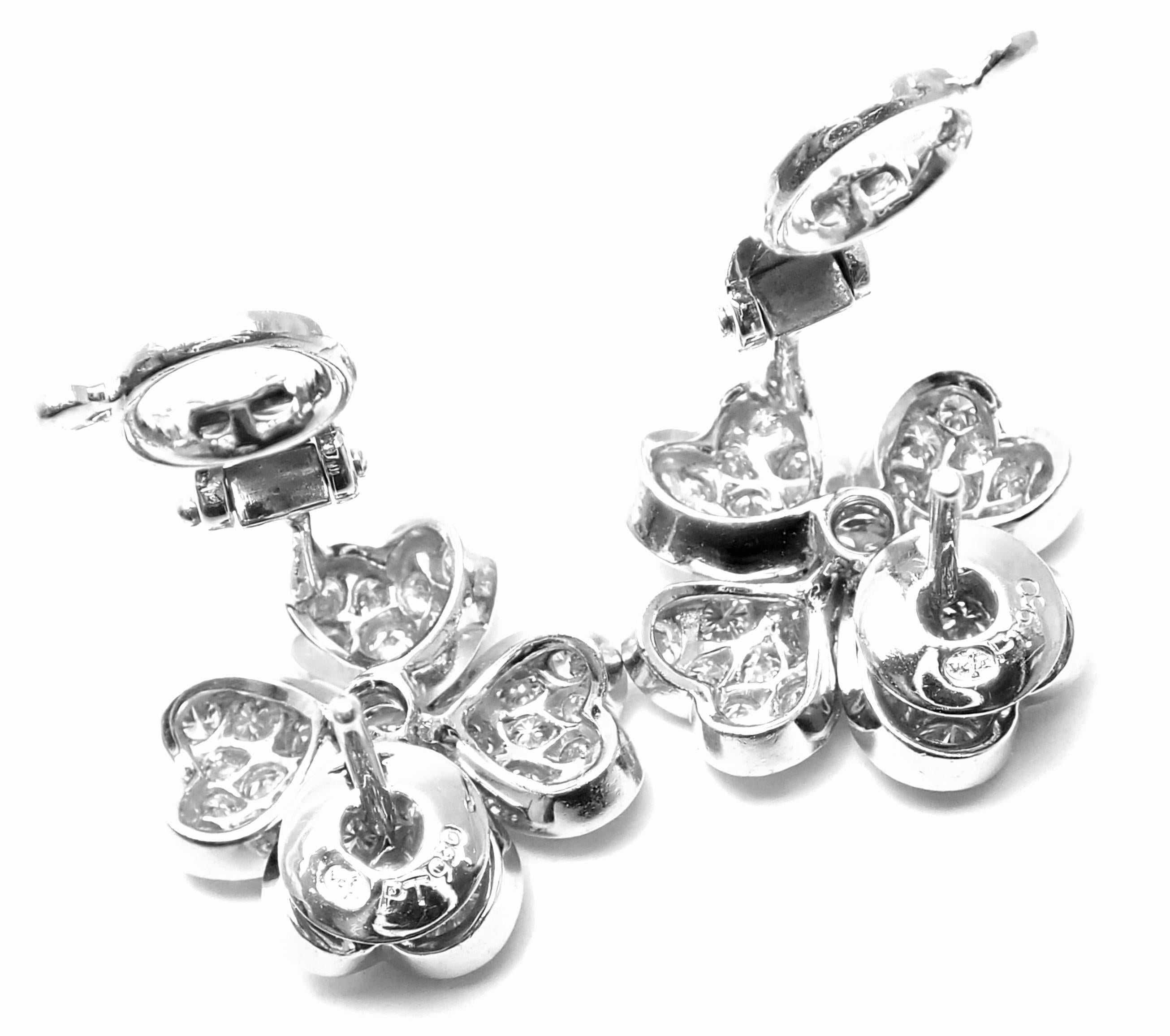 Van Cleef & Arpels Cosmos Diamond Platinum Earrings In Excellent Condition In Holland, PA