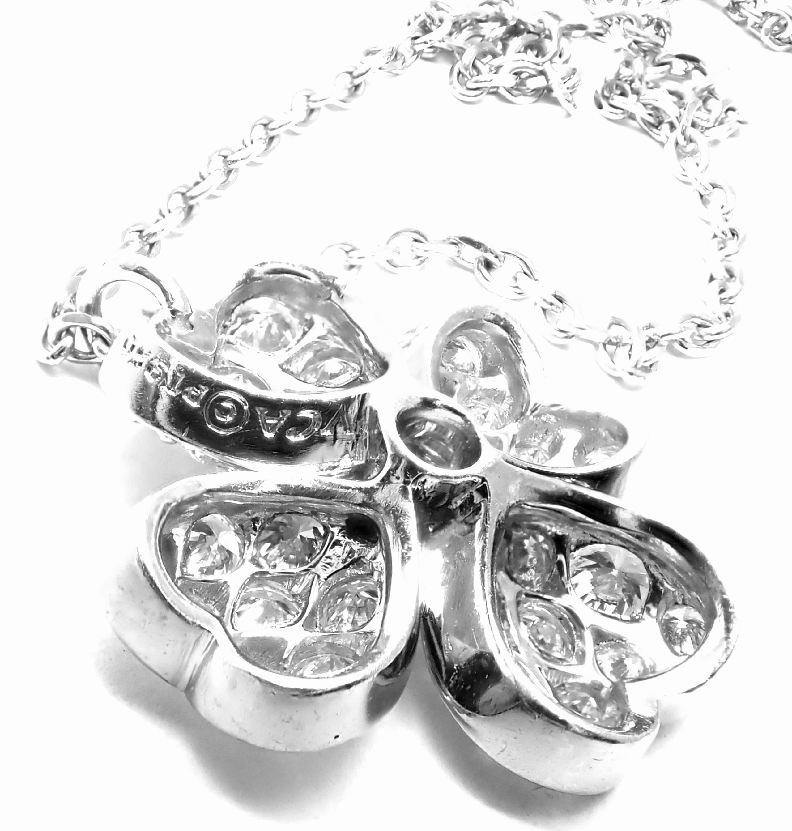 Van Cleef & Arpels Cosmos Diamond Platinum Pendant Necklace In Excellent Condition In Southampton, PA