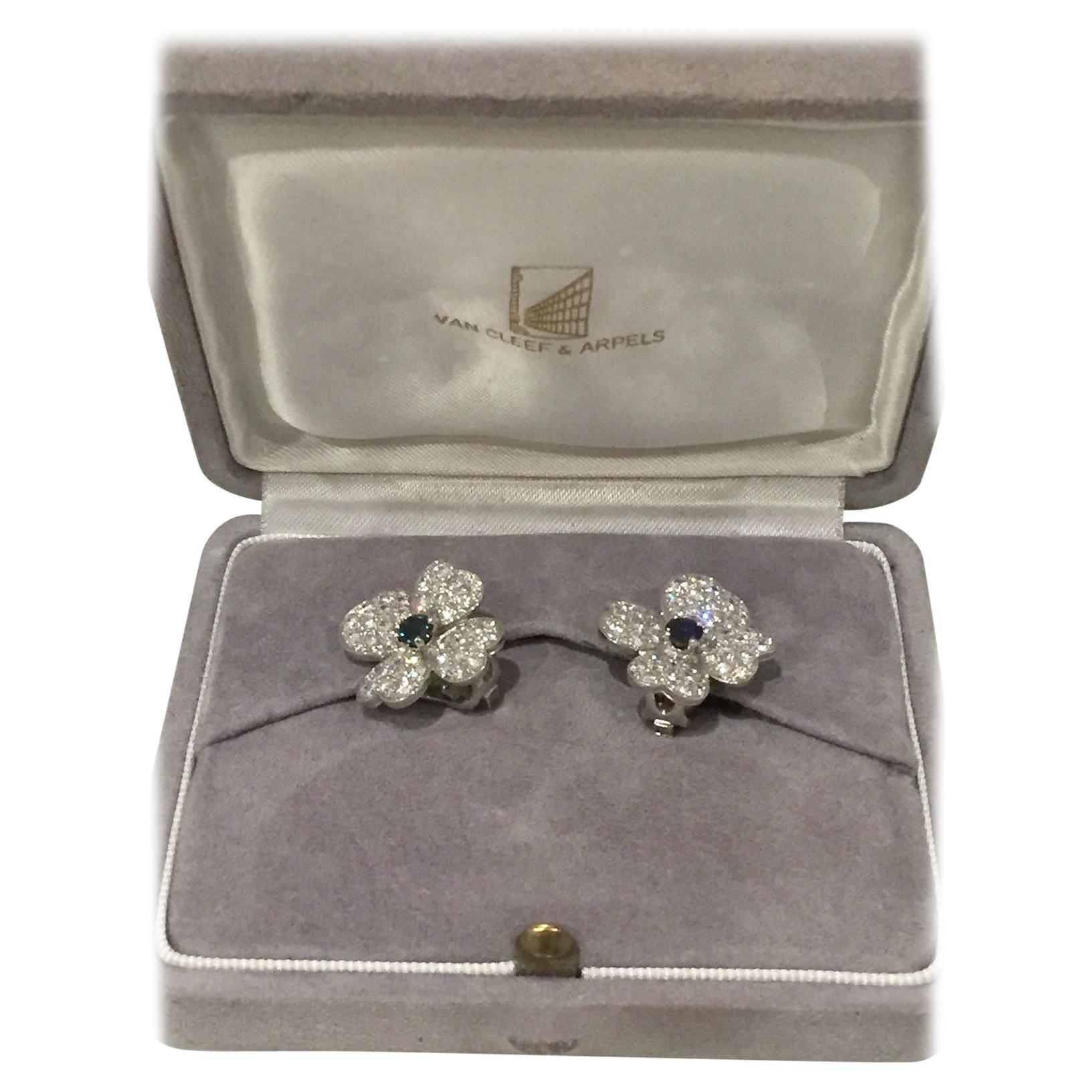 Van Cleef & Arpels Cosmos Gold Sapphire Diamond Flower Earrings