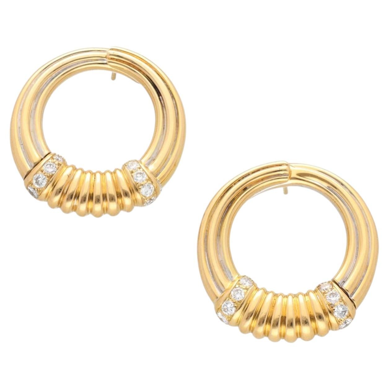 Van Cleef & Arpels Orecchini Creoles Cosmos in vendita
