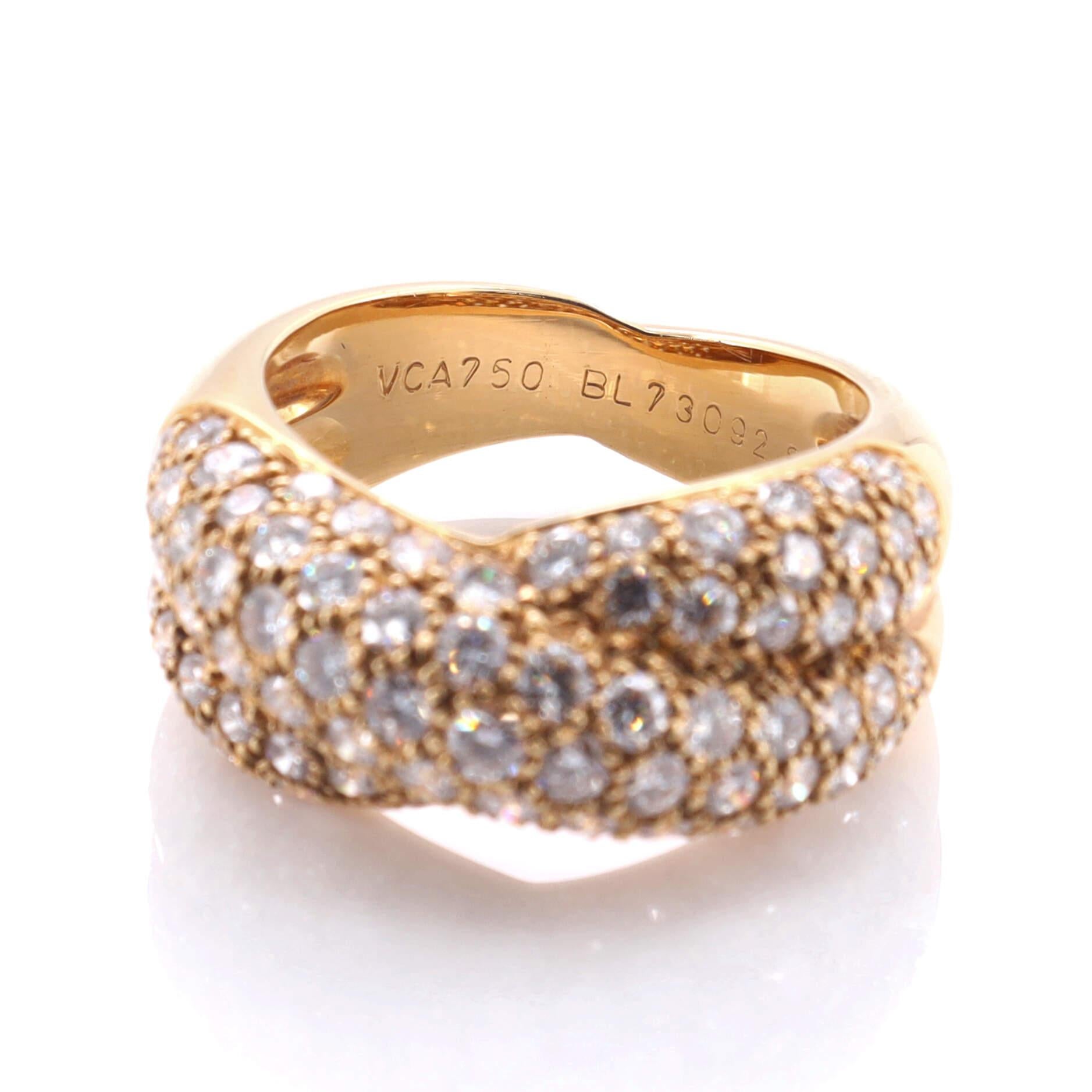 Van Cleef & Arpels Crossover-Ring aus 18 Karat Gelbgold mit Diamanten für Damen oder Herren