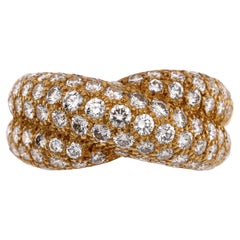 Van Cleef & Arpels Crossover Ring 18K Yellow Gold with Diamonds