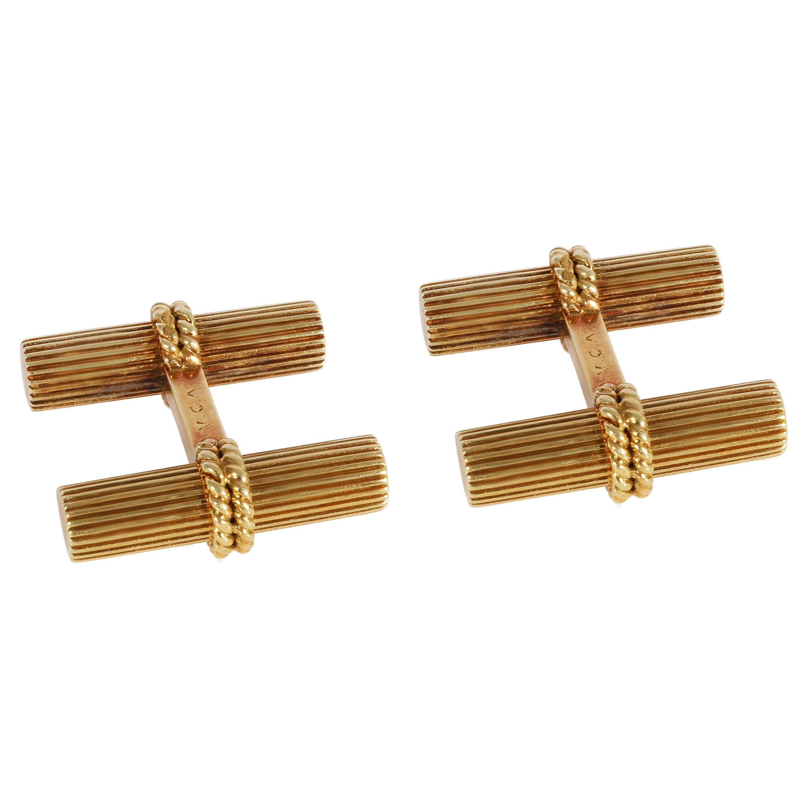 Van Cleef and Arpels Panther Panthere Yellow Gold Cufflinks For Sale at