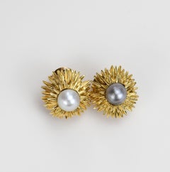 Van Cleef & Arpels Cultured White & Grey Pearls Earrings
