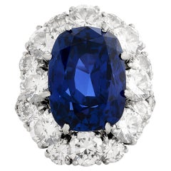 Van Cleef & Arpels Cushion Sapphire and Diamond Halo Ring in Platinum