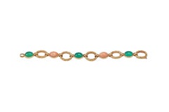 Bracelet « Delphes » de Van Cleef & Arpels, en or jaune 18 carats, corail et chrysoprase, 70'