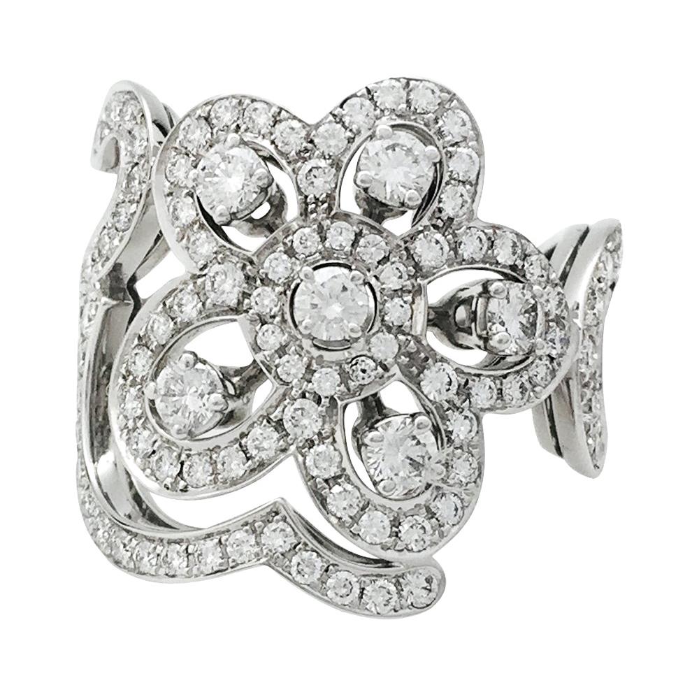 Van Cleef 
Arpels "Dentelle" Ring Set with Brilliants