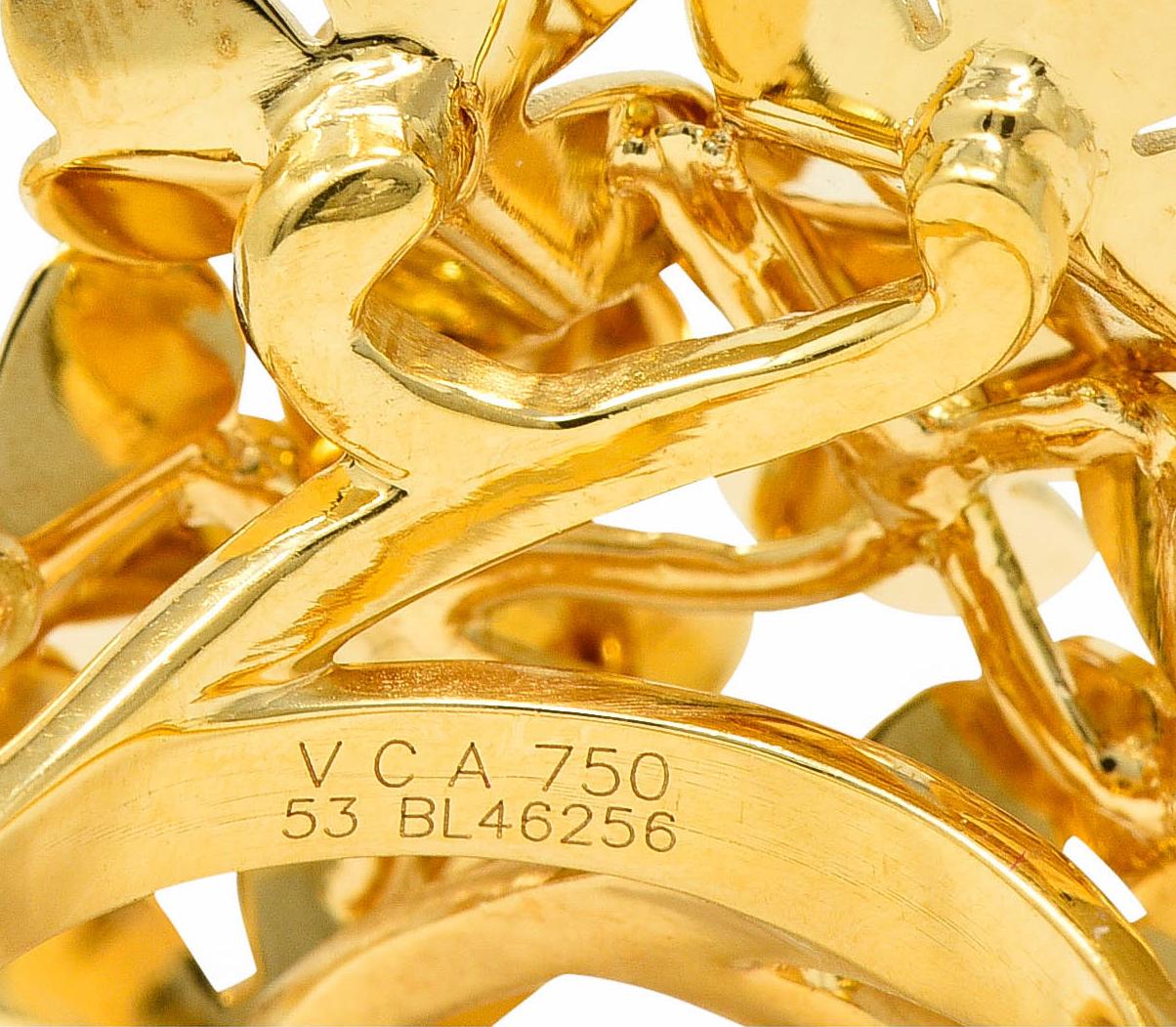 Van Cleef & Arpels Diamond 18 Karat Gold French 8 Flower Frivole Cluster Ring 1