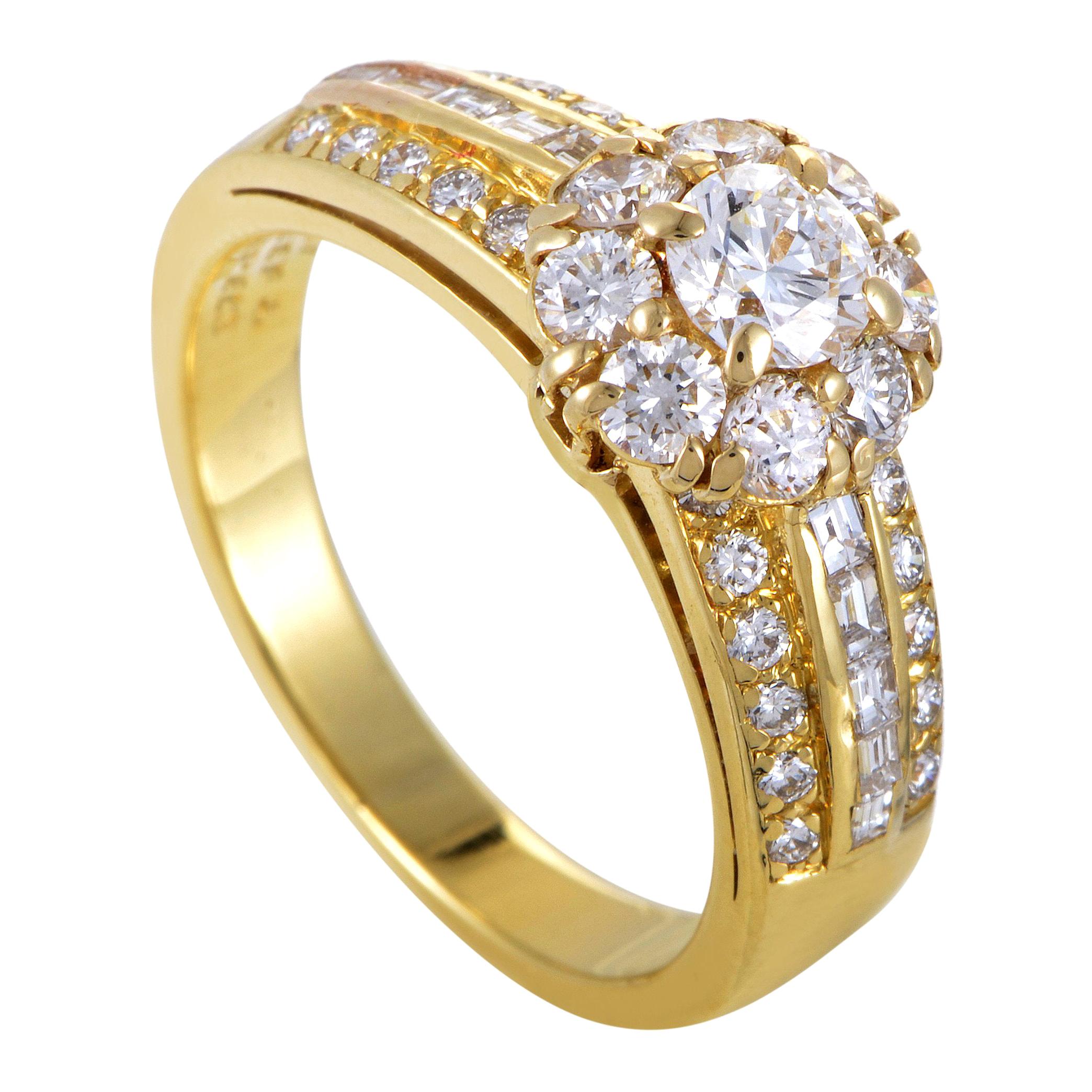 Van Cleef & Arpels Diamond 18 Karat Yellow Gold Flower Ring