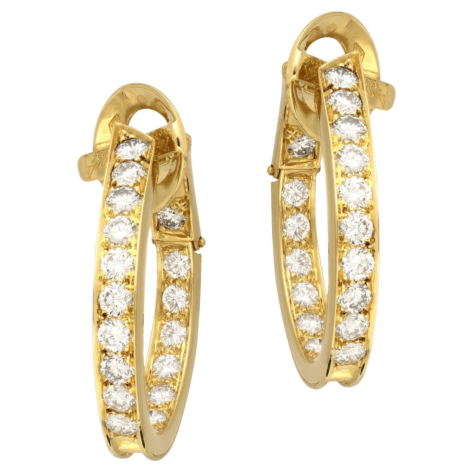 Van Cleef
Arpels - Orecchini a cerchio con diamanti e oro giallo 18ct