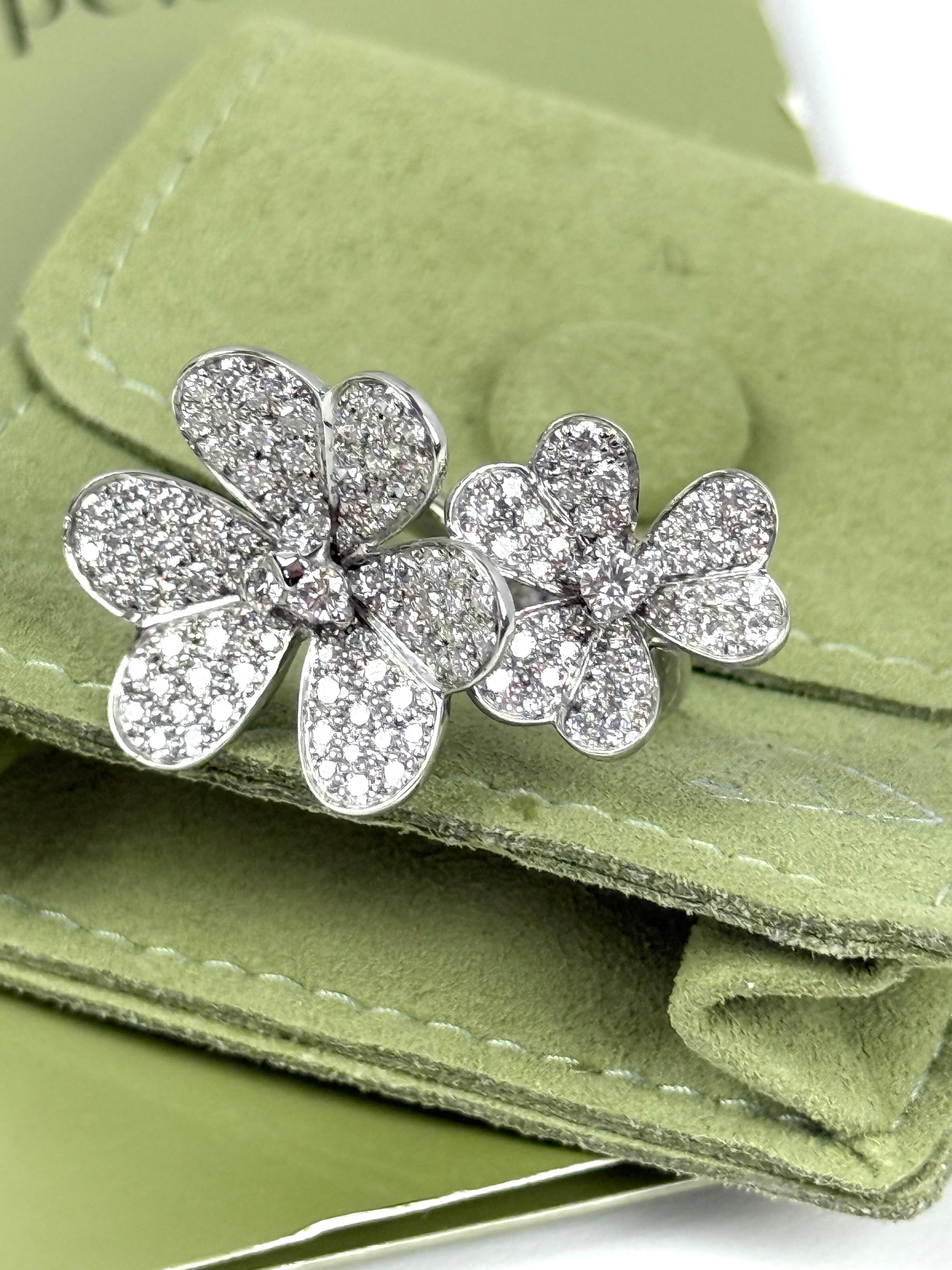 Anillo Frivole de oro blanco de 18 quilates con diamantes Van Cleef & Arpels en Excelente estado para la venta en Berlin, DE