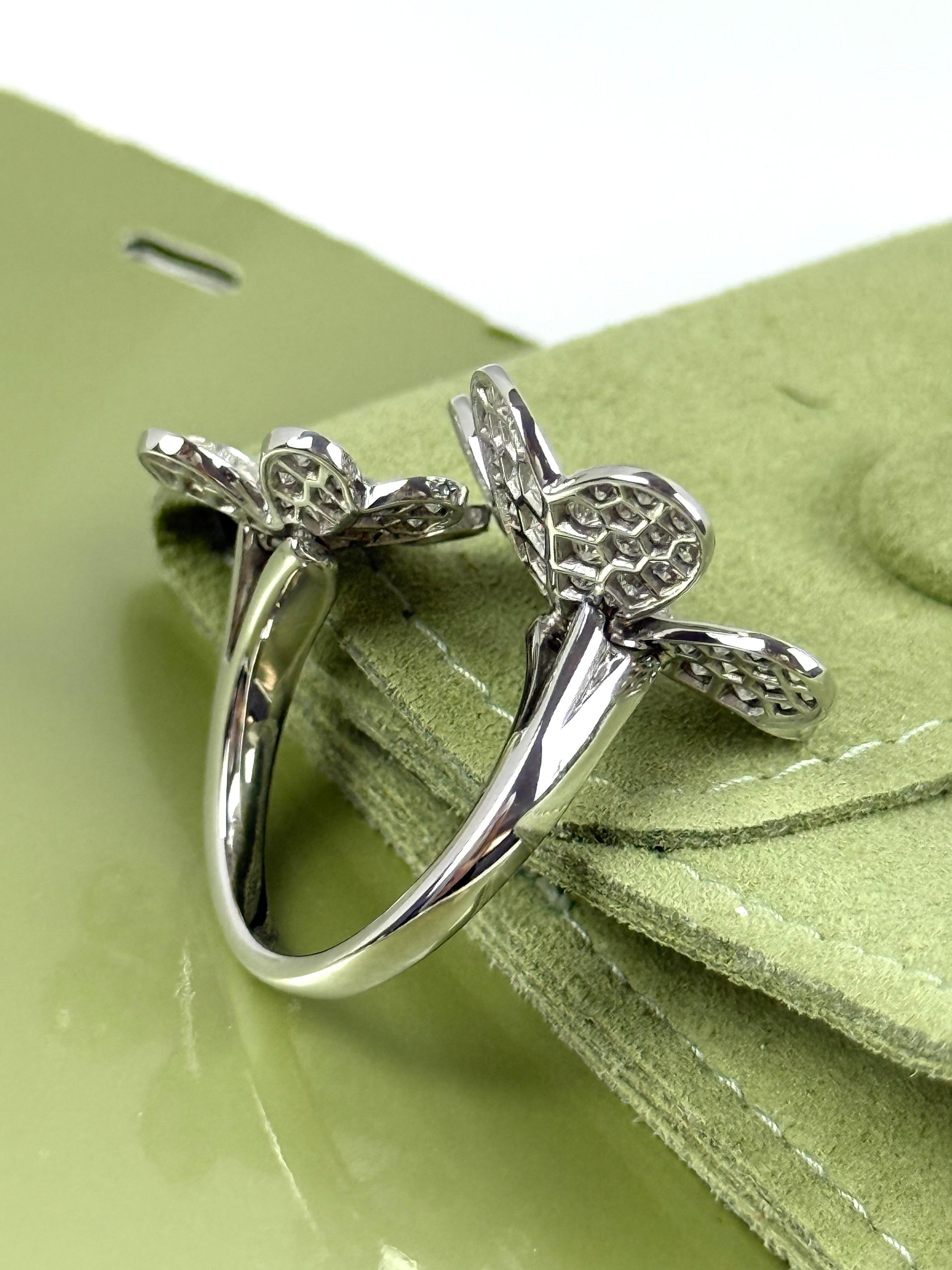 Anillo Frivole de oro blanco de 18 quilates con diamantes Van Cleef & Arpels en venta 2