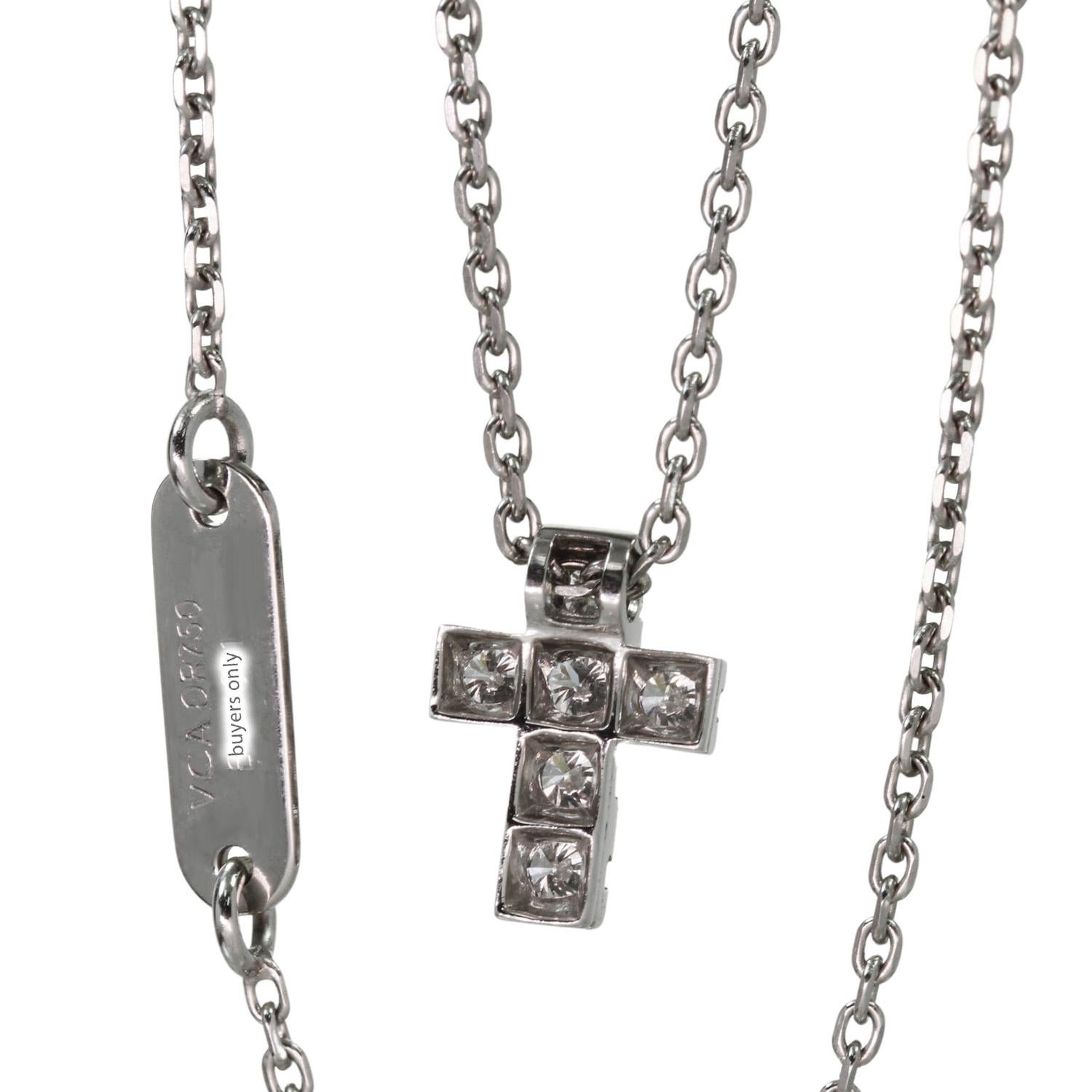VAN CLEEF & ARPELS Diamant-Mini-Kreuz-Halskette aus 18 Karat Weißgold 2