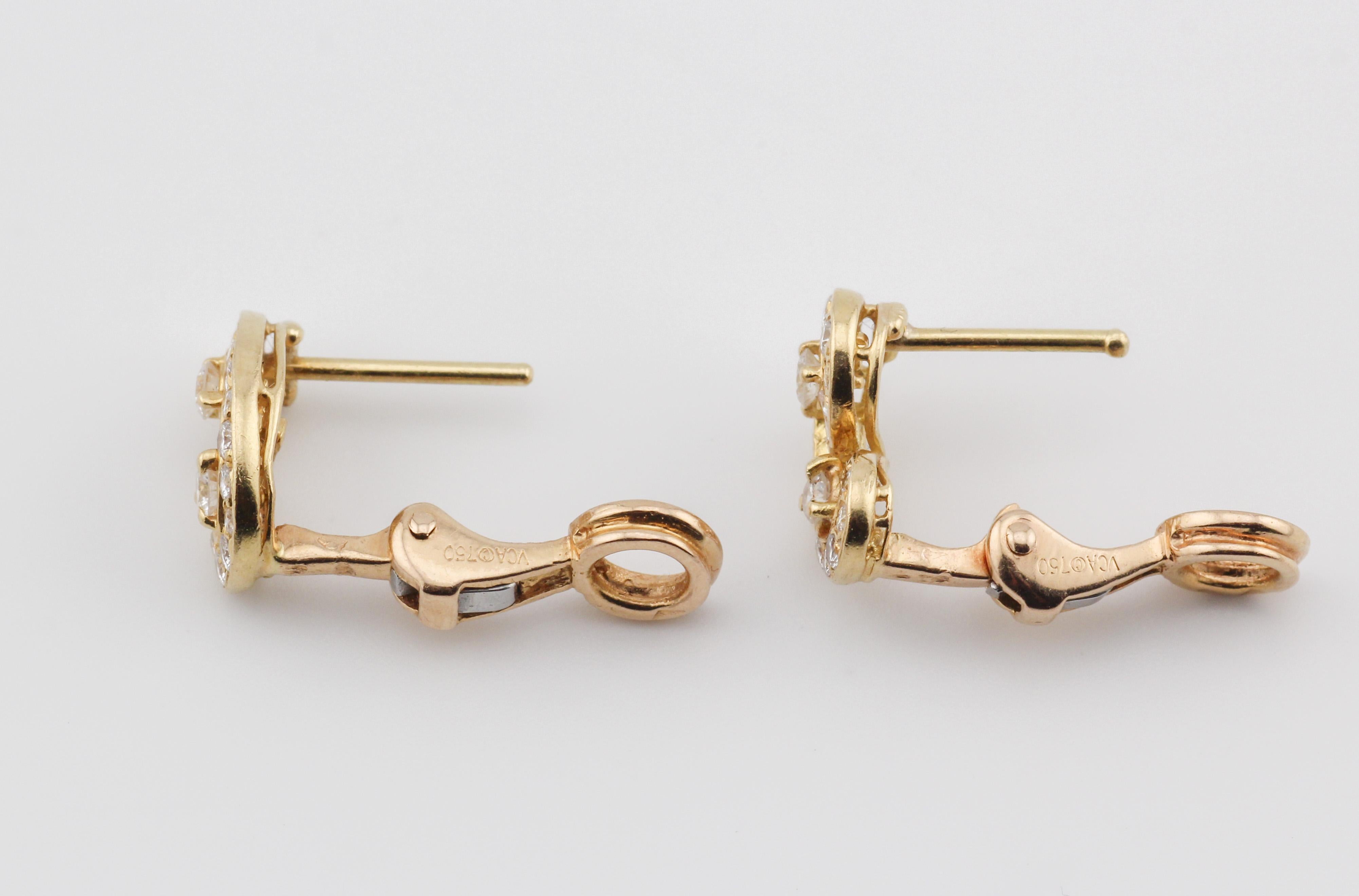 Brilliant Cut Van Cleef & Arpels Diamond 18K Yellow Gold Butterfly Earrings For Sale