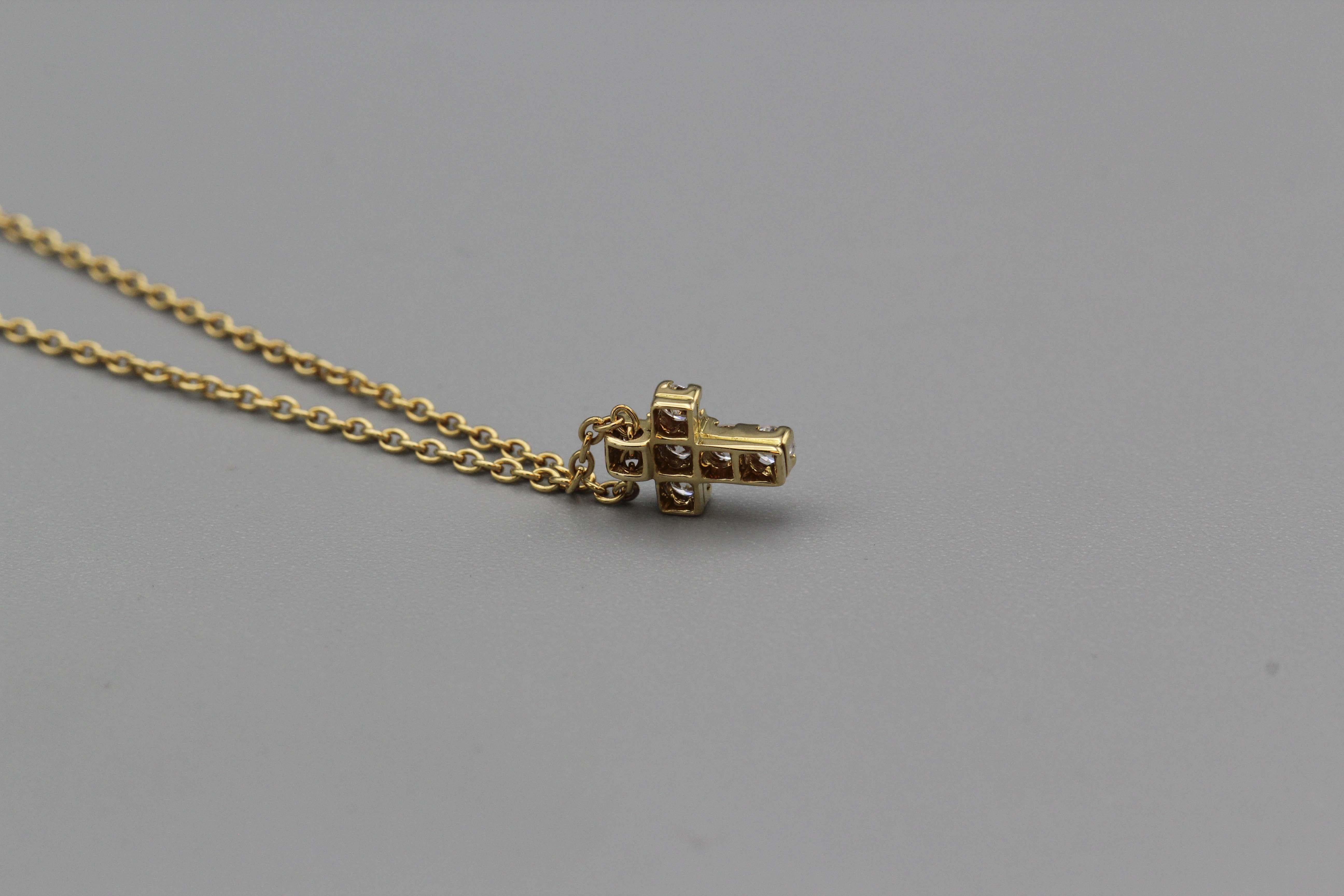 cross necklace van cleef