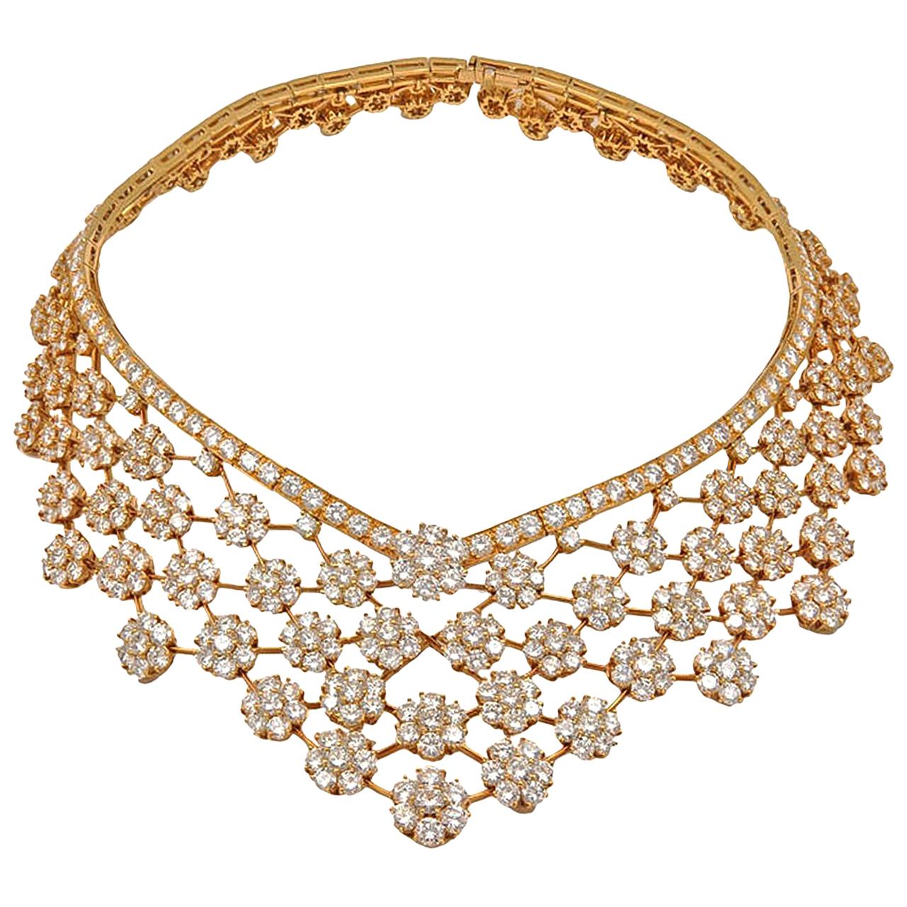 Van Cleef & Arpels Diamond 75 Carat Snowflakes Necklace