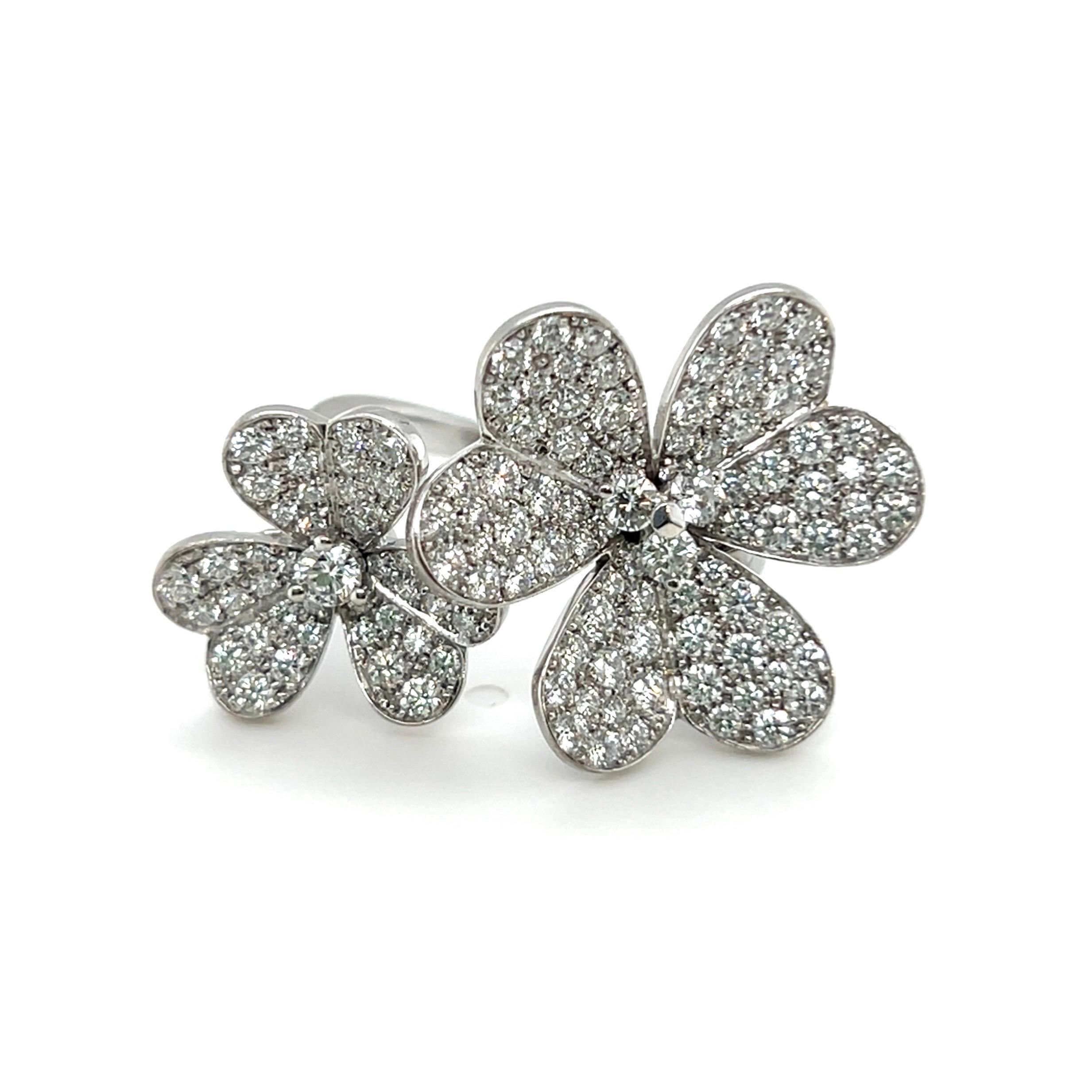 Adorable 18 karat white gold and diamond 