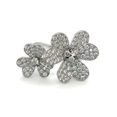 Van Cleef & Arpels Diamond and 18 Karat White Gold Frivole Ring