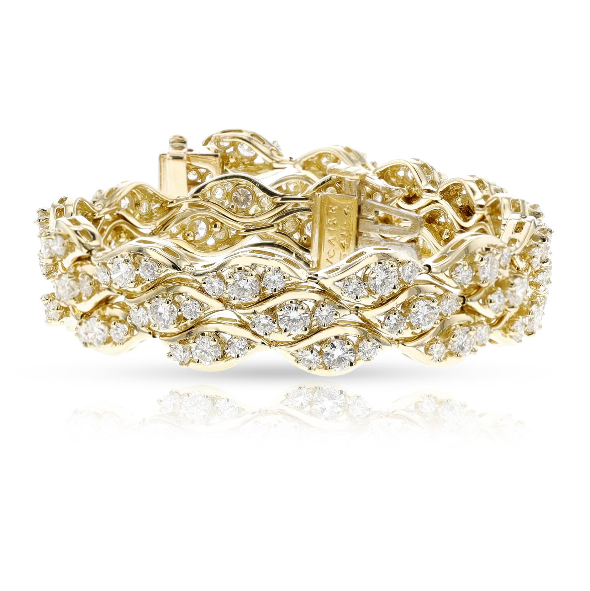 Bracelet en or et diamants Van Cleef & Arpels, 18k Excellent état - En vente à New York, NY