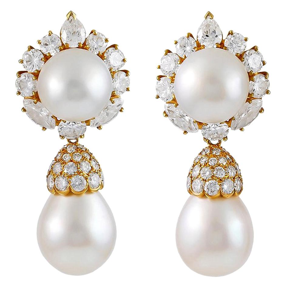 Van Cleef & Arpels Diamond Pearl Yellow Gold Ear Pendants