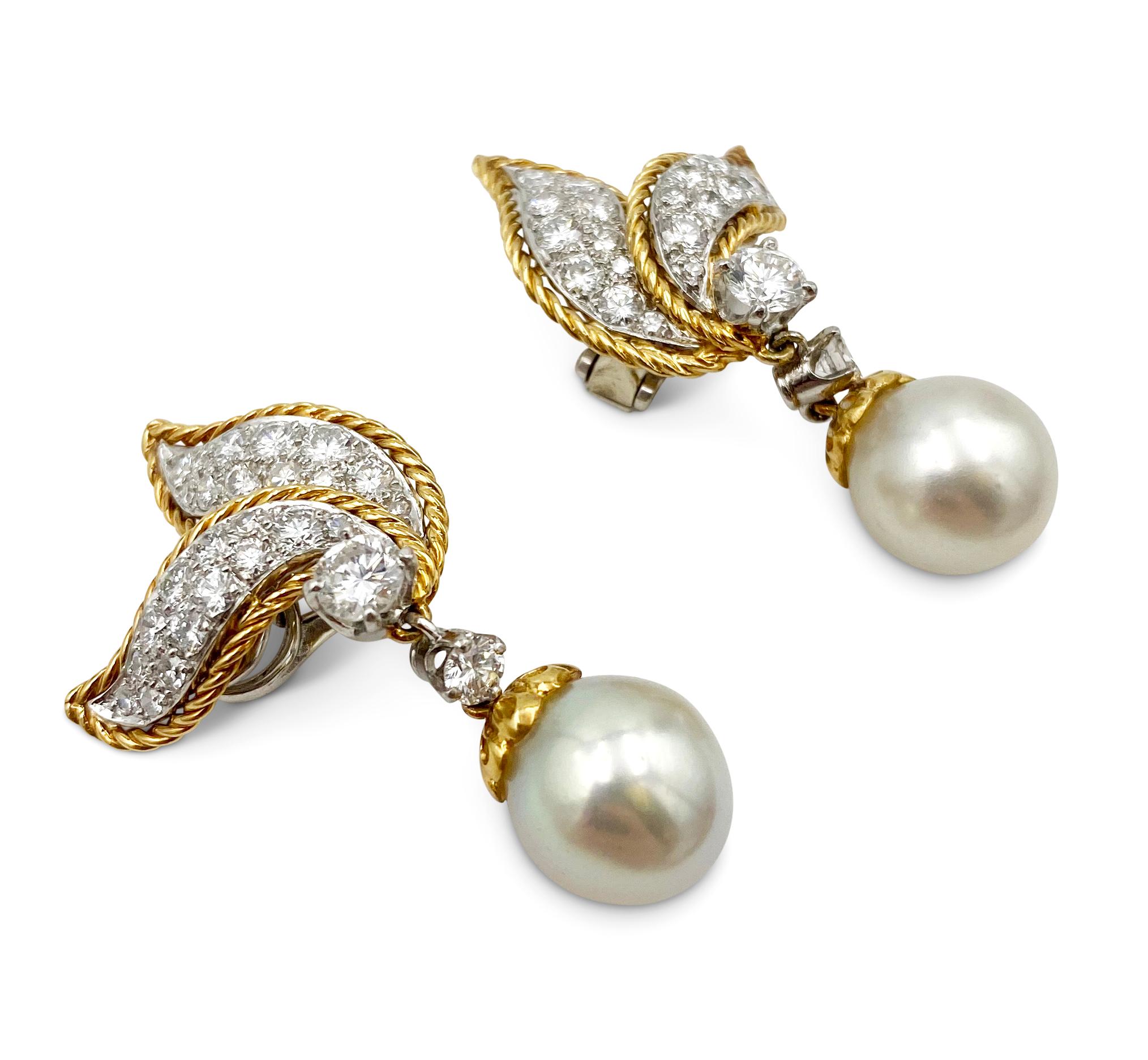 Van Cleef & Arpels Diamond and Pearl Earclips In Excellent Condition In New York, NY