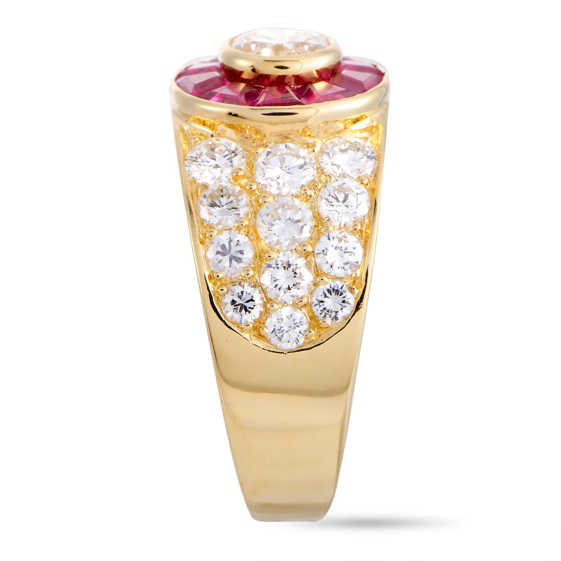 Van Cleef & Arpels Diamond and Ruby Yellow Gold Flower Ring In Excellent Condition In Southampton, PA
