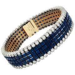 Pulsera Van Cleef & Arpels engastada con diamantes y zafiros