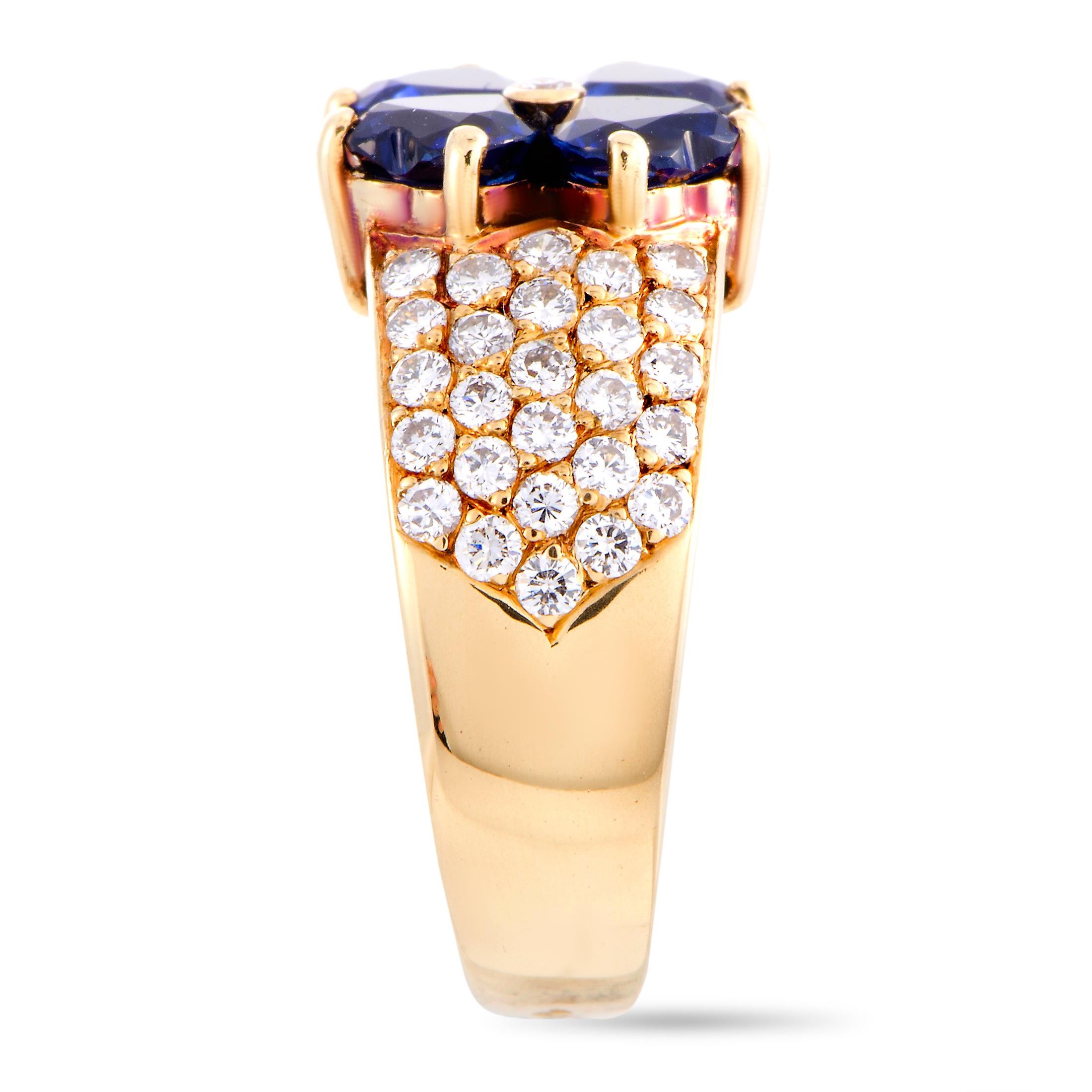 Van Cleef & Arpels Diamond and Sapphire Yellow Gold Flower Ring In Excellent Condition In Southampton, PA