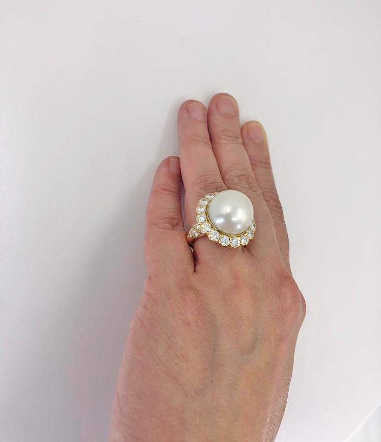 Women's Van Cleef & Arpels South Sea Pearl Diamond Ring For Sale